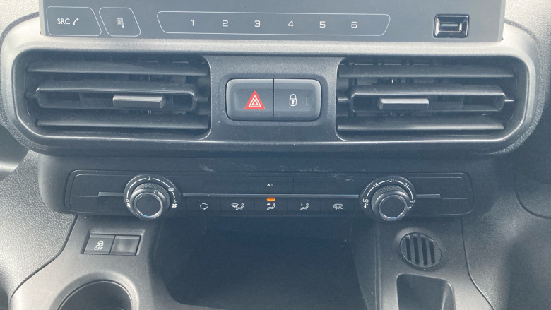 Vauxhall Combo Cargo Combo L1 Diesel 2300 1.5 Turbo D 100ps H1 Dynamic Van [6 Speed]